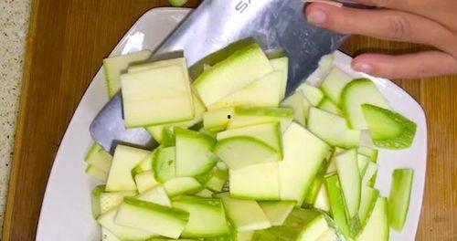 荀瓜晒干怎么吃,传统食材的现代美味探索