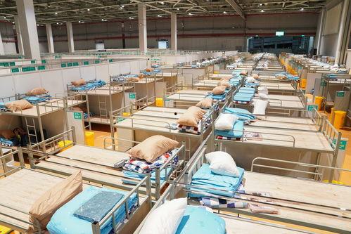 乌鲁木齐方舱医院吃瓜,乌鲁木齐方舱医院里的“瓜田乐事”