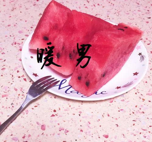 夏日吃瓜男头,探寻吃瓜男头的时尚魅力